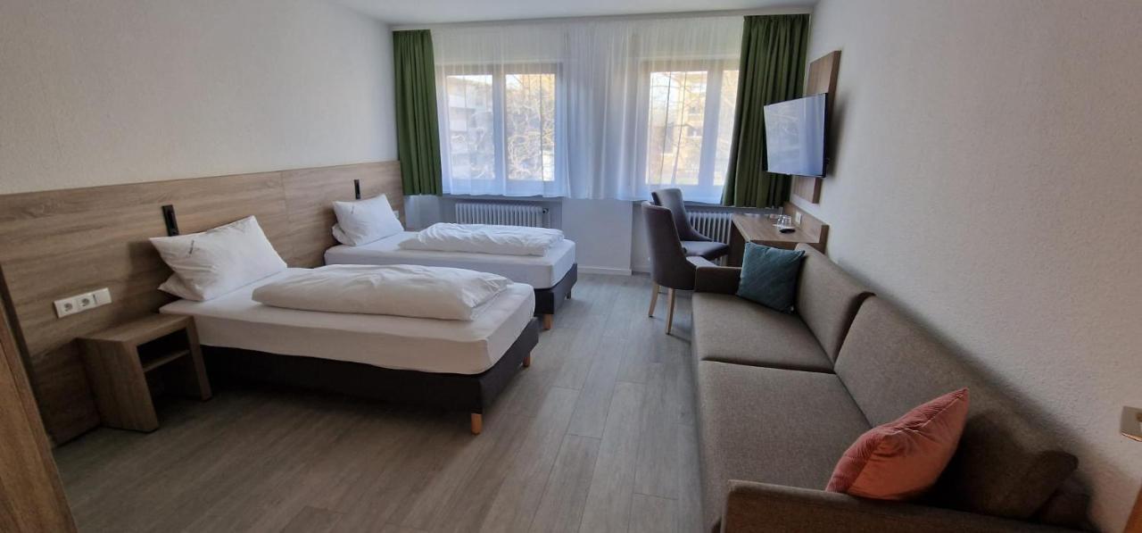 Hotel Ladage Frankfurt am Main ภายนอก รูปภาพ