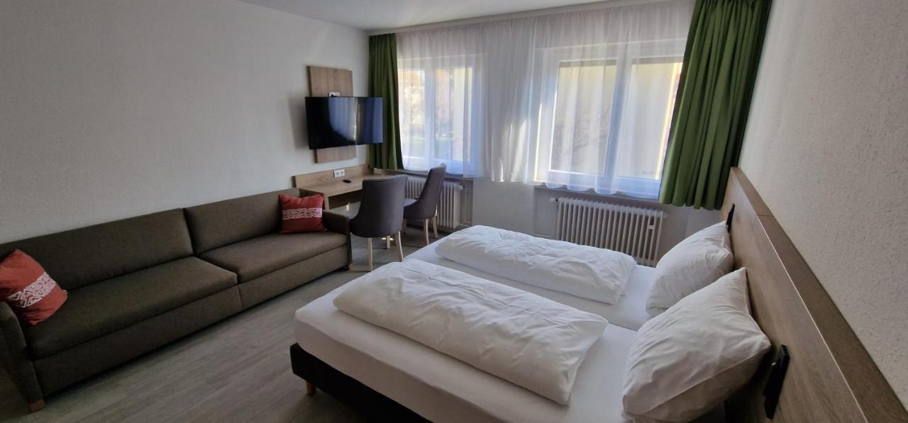 Hotel Ladage Frankfurt am Main ภายนอก รูปภาพ